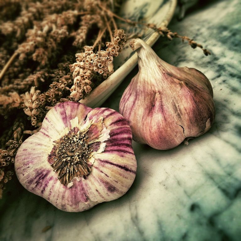 Does garlic lower blood pressure? â CAL Wellness