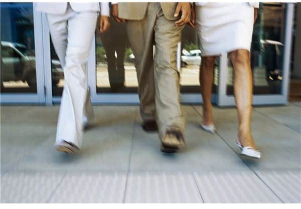 How to Reduce Hypertension by Walking: 10 Tips to Lower Blood Pressure