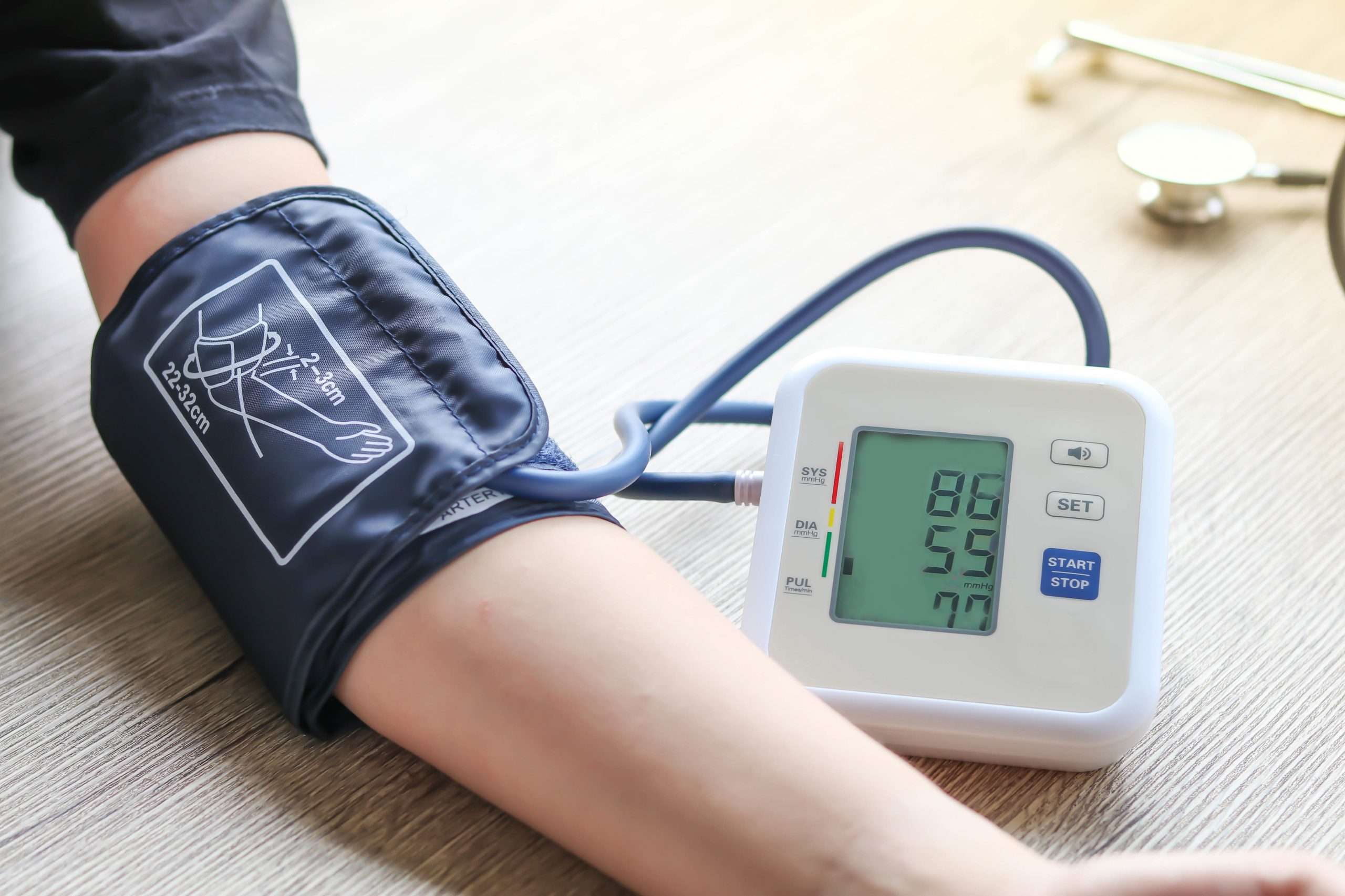 How To Take Blood Pressure Manually Without Cuff